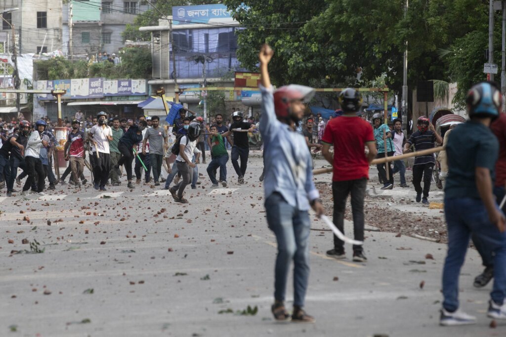 3 killed and dozens injured in Bangladesh in violent clashes over government jobs quota system