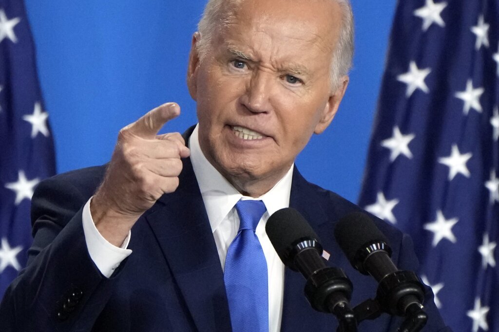 Biden pushes on ‘blue wall’ sprint with Michigan trip as he continues to make the case for candidacy