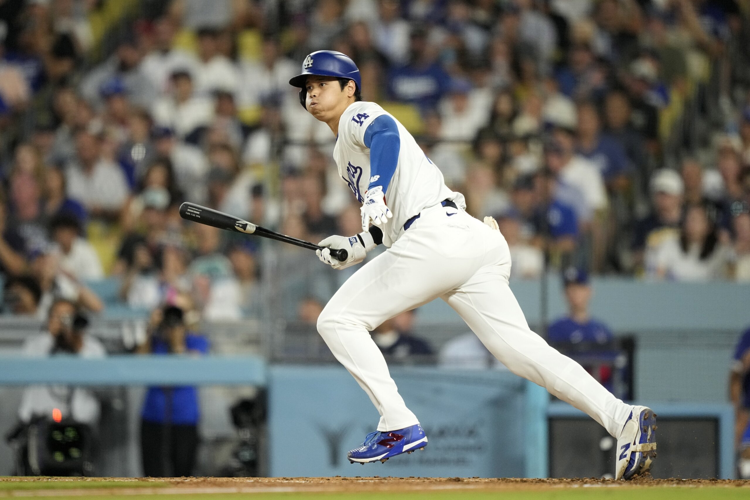 Dodgers and Cubs open 2025 MLB season in Tokyo March 18, rest of league  starts March 27 - WTOP News