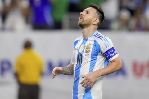 Argentina reaches Copa America semifinals, beats Ecuador 4-2 on penalty kicks after 1-1 draw