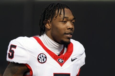 Georgia wide receiver Rara Thomas arrested on cruelty to children, battery charges
