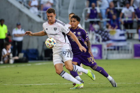 Facundo Torres, Iván Angulo help Orlando City extend DC United’s winless run to 11 with 5-0 victory