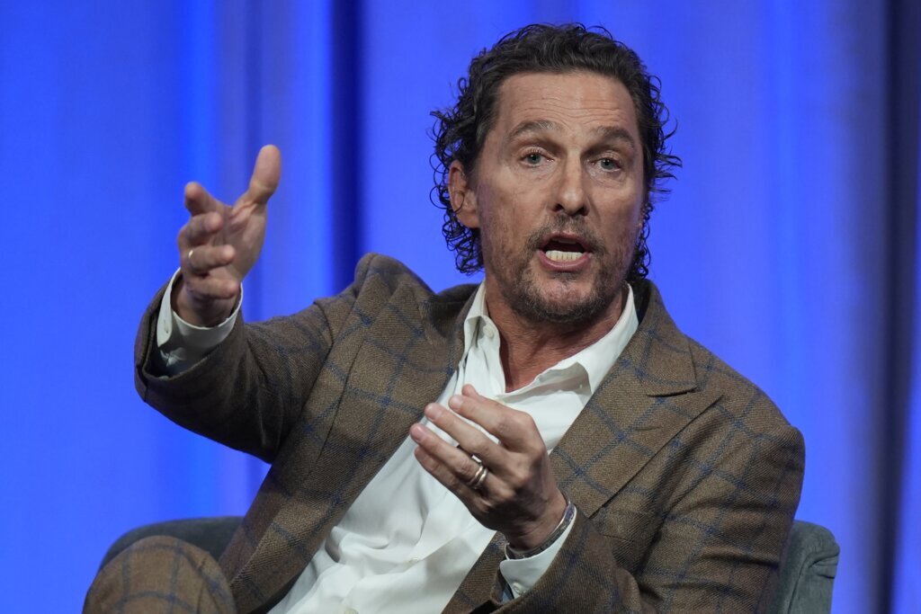 Actor Matthew McConaughey tells governors he is still mulling future run for political office