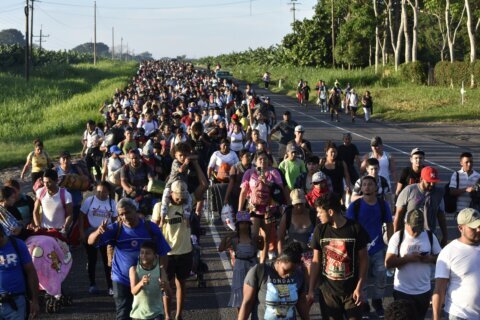 Hundreds of migrants leave southern Mexico on foot in a new caravan headed for the US border