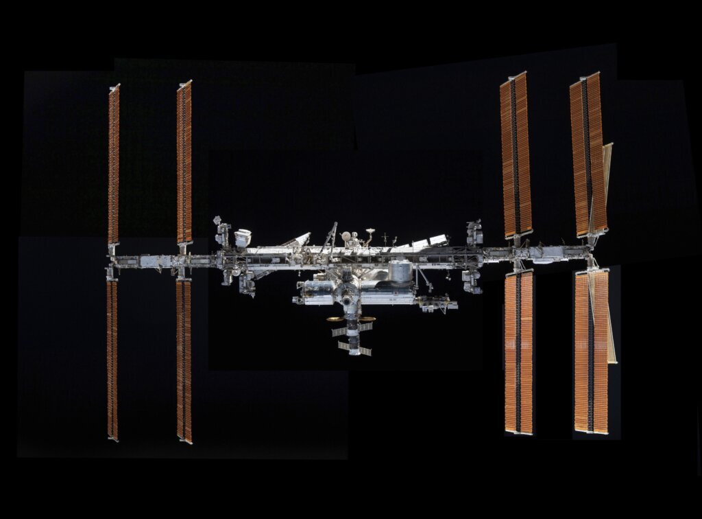 How NASA and SpaceX will bring down the space station when it’s retired