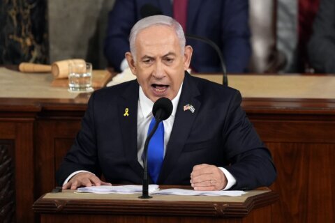 In fiery speech to Congress, Netanyahu defends war in Gaza and denounces protesters