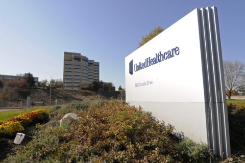 UnitedHealth sticks to 2024 outlook despite strong quarter with costs from massive cyberattack high
