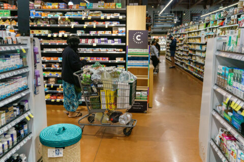 DC-area Whole Foods joins shops, restaurants selling leftover meals and bread for cheap