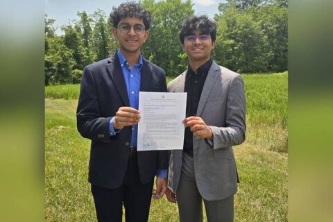 These 2 Northern Virginia high school students just got a $15,000 grant to use AI to prevent deer from running into cars
