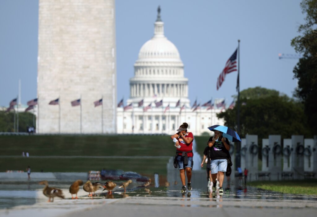 DC region under heat advisory as feels-like temps creep past 100 for Thursday