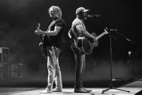 Hootie & The Blowfish celebrates 30th anniversary of ‘Cracked Rear View’ at Merriweather Post Pavilion