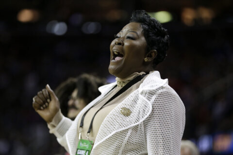 Mother knows best: For Wanda Durant, watching Kevin Durant will never grow old