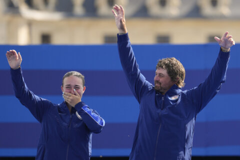 American archers Casey Kaufhold, Brady Ellison earn bronze in mixed team category