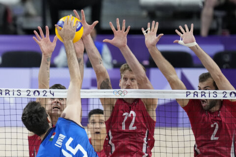 U.S. men win volleyball bronze medal at the Paris Olympics, beating Italy in straight sets