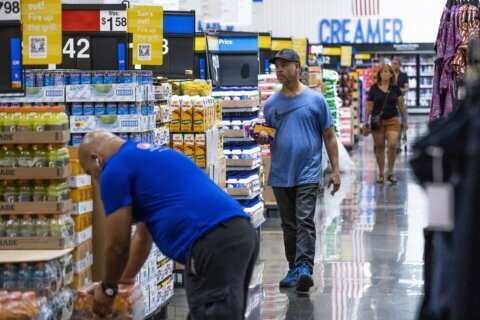 Federal Reserve's favored inflation gauge shows price pressures easing as rate cuts near