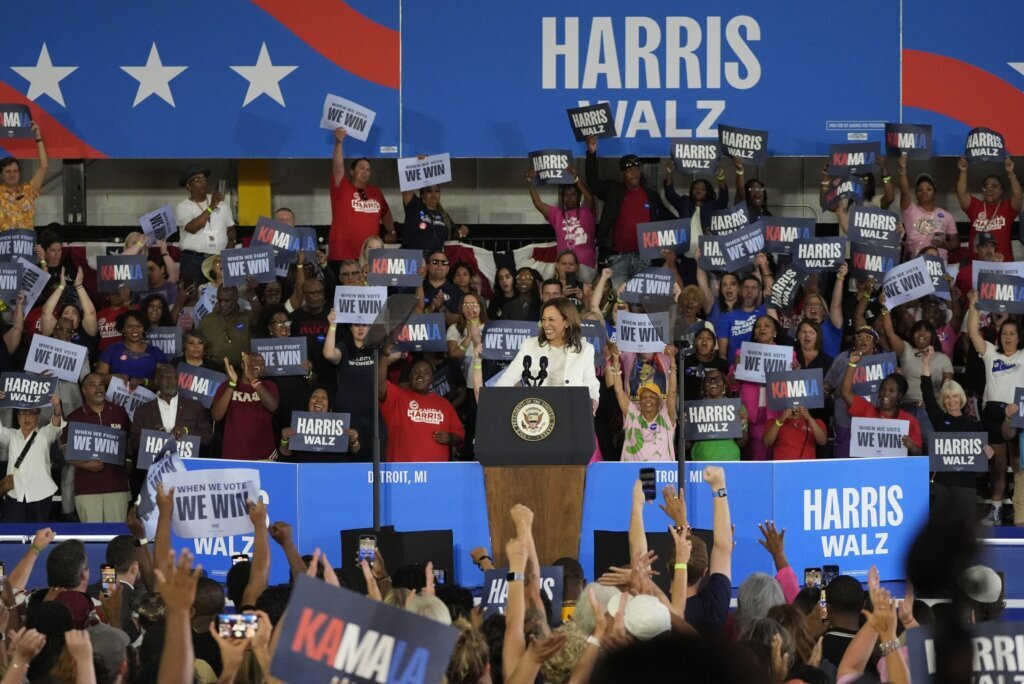 Harris and Walz show their support for organized labor with appearance at Detroit union hall