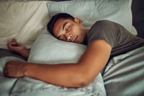 Extra hours of shut-eye on weekends boost heart health, study finds