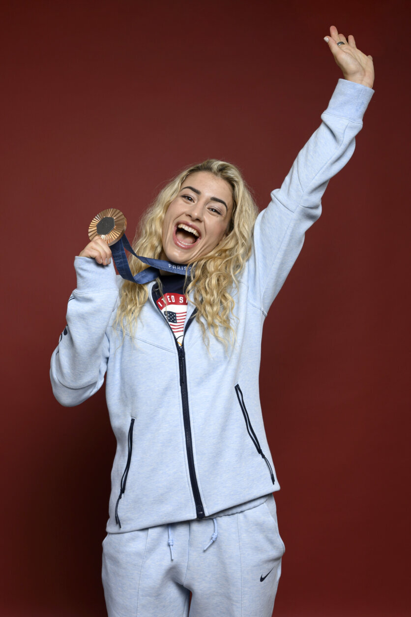 Helen Maroulis poses with bronze medal