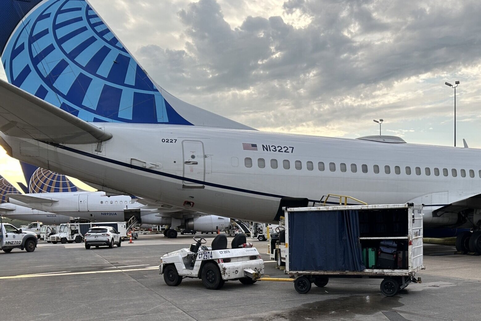 Airport mystery: How do my bags end up where I am? – WTOP News