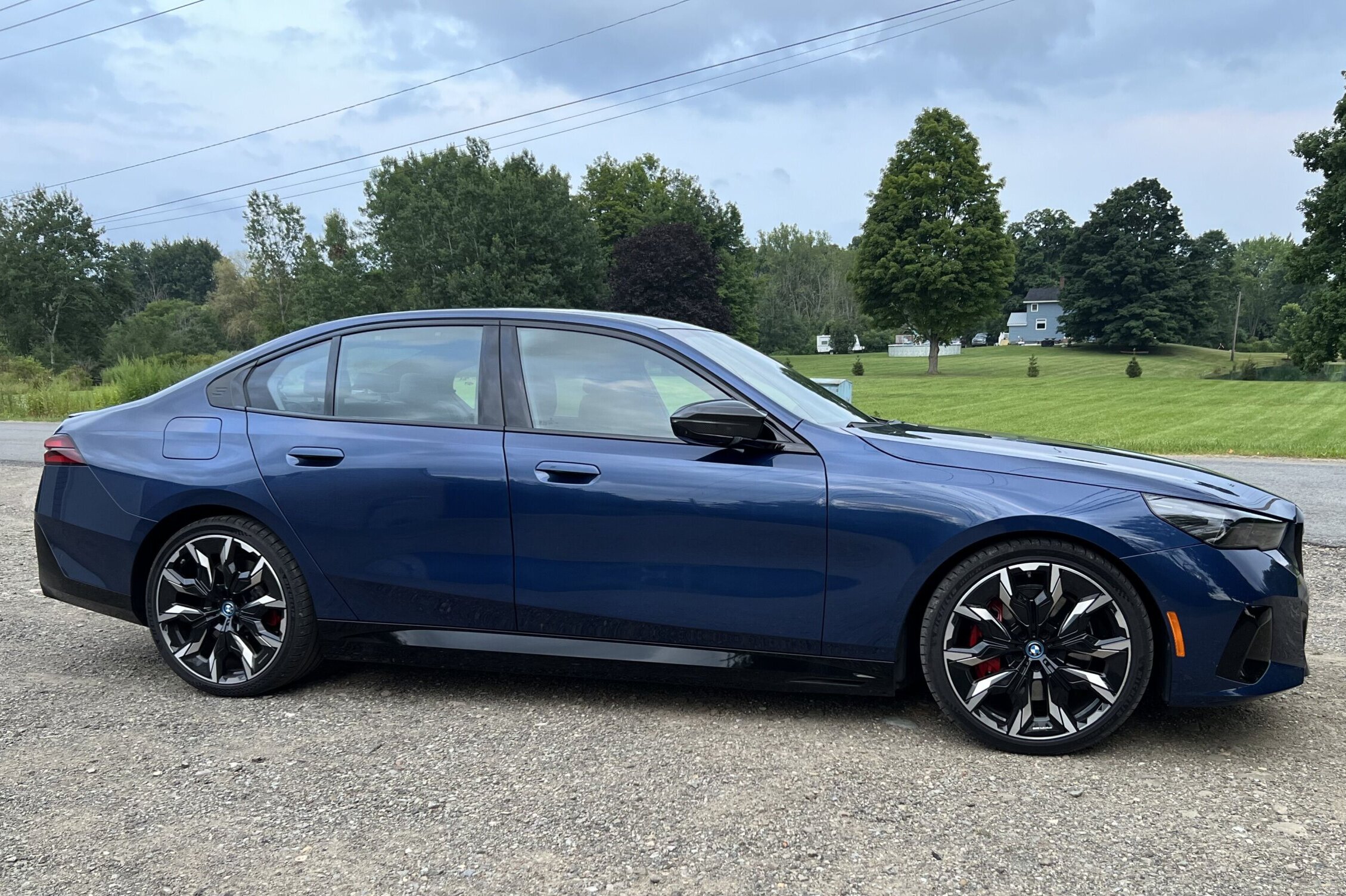 BMW i5 M60