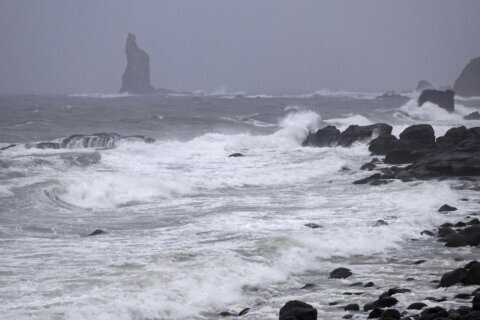 Typhoon Shanshan begins dumping rain on parts of Japan, leaving 1 dead and several injured