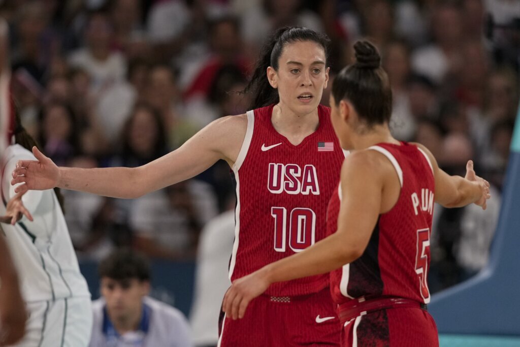 Breanna Stewart, other moms on US women’s basketball team enjoy rare moments chasing Olympic history