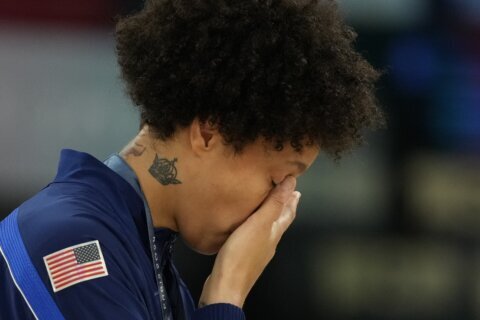 Brittney Griner lets tears flow during national anthem after U.S. women win gold