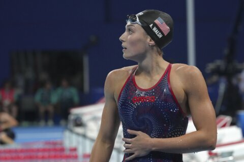 US swimmer Alex Walsh loses a bronze because of a DQ, less than an hour before her sister won a gold