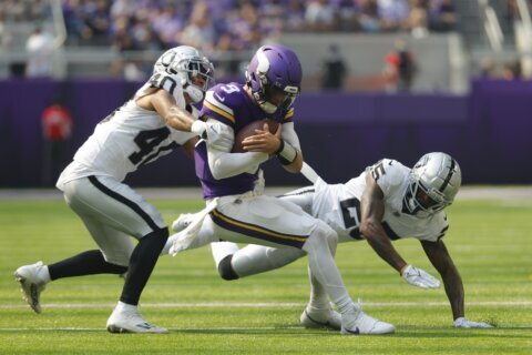 Vikings QB McCarthy needs surgery on meniscus tear in right knee, a big setback in rookie’s progress