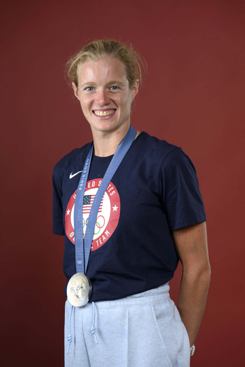 Taylor Knibb with gold medal