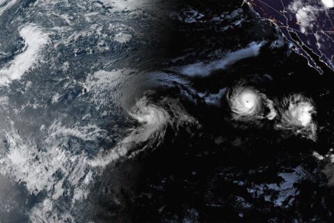 Tropical Storm Hone forecast to bring strong winds and heavy rain to Hawaii this weekend