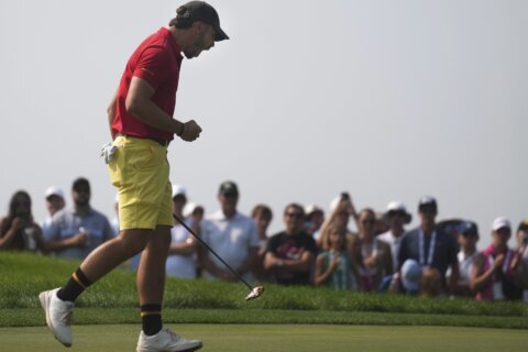 Jose Luis Ballester becomes 1st Spaniard to win US Amateur, fending off Iowa's Noah Kent