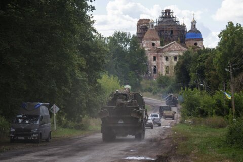 Ukraine claims more advances, prisoners taken as it presses an incursion into Russia