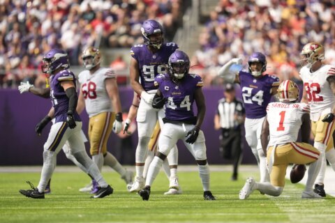 Sam Darnold and an attacking defense drive the undefeated Vikings in a 23-17 win over the 49ers