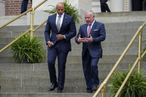 Maryland Gov. Wes Moore welcomes King Abdullah II of Jordan to the state Capitol