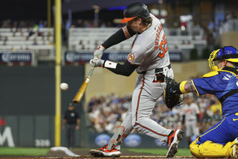 Orioles wrap up top AL wild-card spot, ending Twins’ playoff hopes with 7-2 victory