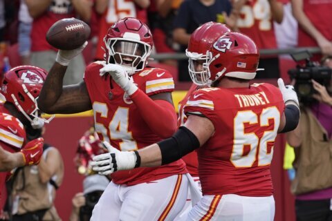 Butker hits a 51-yard winner for KC after penalty on Bengals safety keeps Chiefs alive