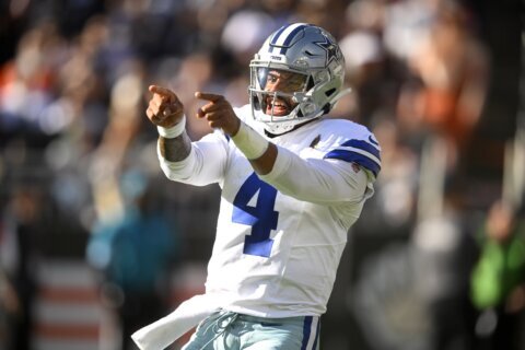 Dak Prescott leads Cowboys to 33-17 romp over Browns in opener after getting new 4-year contract