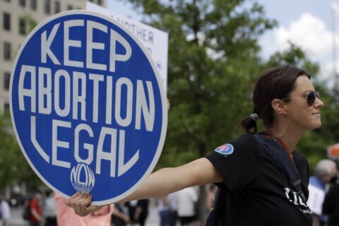 Tennessee judges say doctors can’t be disciplined for providing emergency abortions