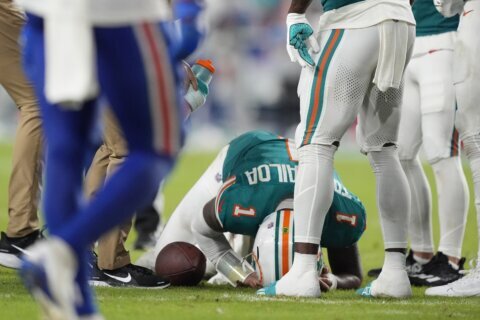 Tagovailoa diagnosed with concussion after hitting his head on the turf, leaves Dolphins-Bills game