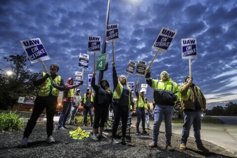 Port strikes extend a new era of American labor activism