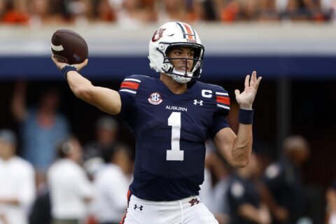 Auburn QB Thorne says angry bettors sent him Venmo requests after loss