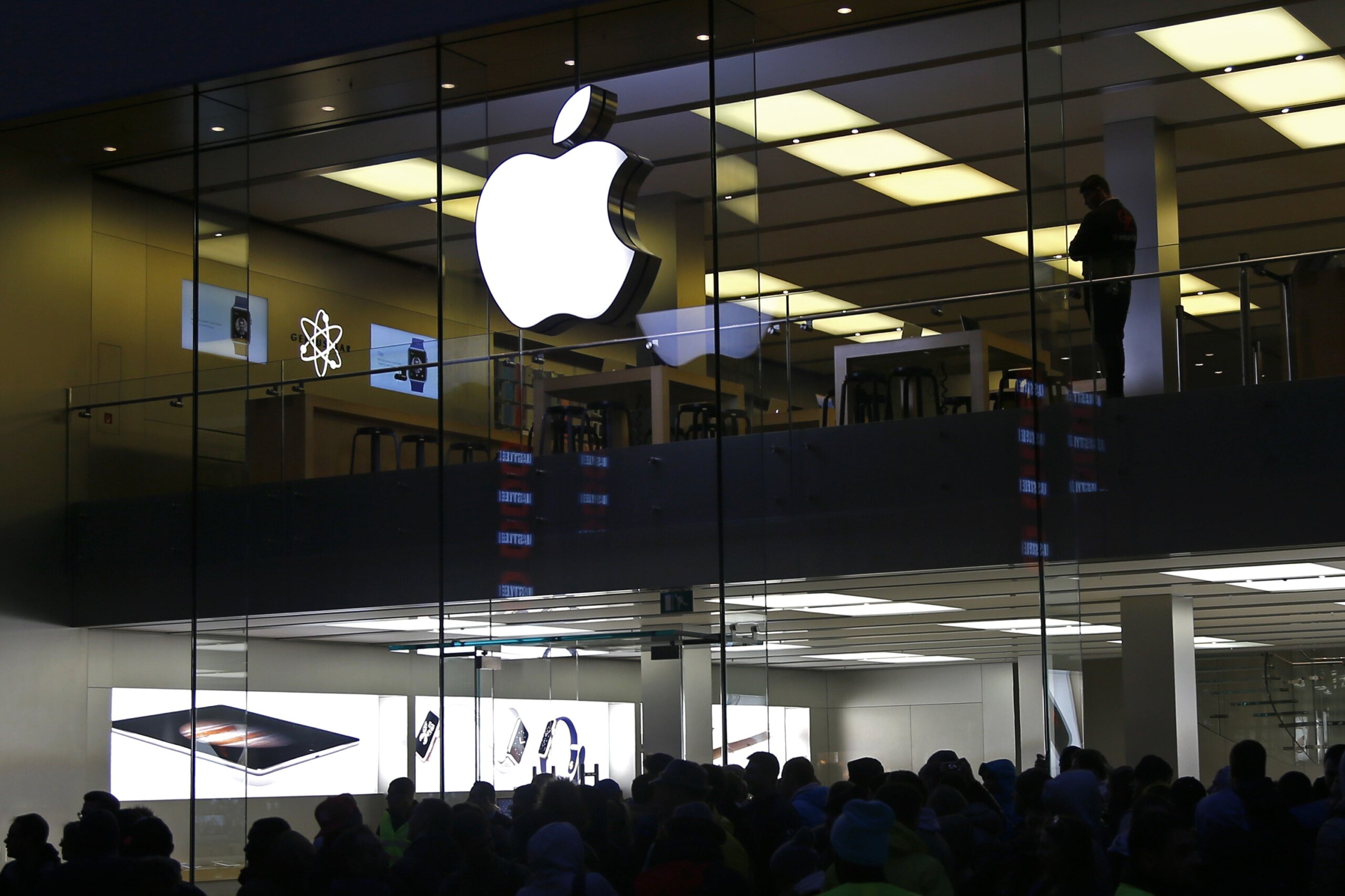 European Union moves to compel Apple to open up operating system to rival tech – WTOP News