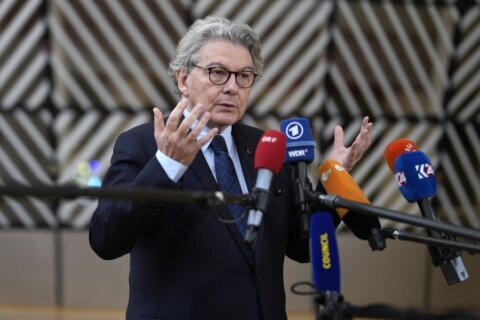 A French member of the European Commission resigns and criticizes President von der Leyen