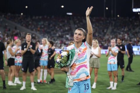 Alex Morgan says goodbye in San Diego to crowd of 26,500 after an illustrious 15-year career