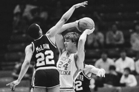 Joe Wolf, who played for North Carolina and 7 NBA teams, dies at 59