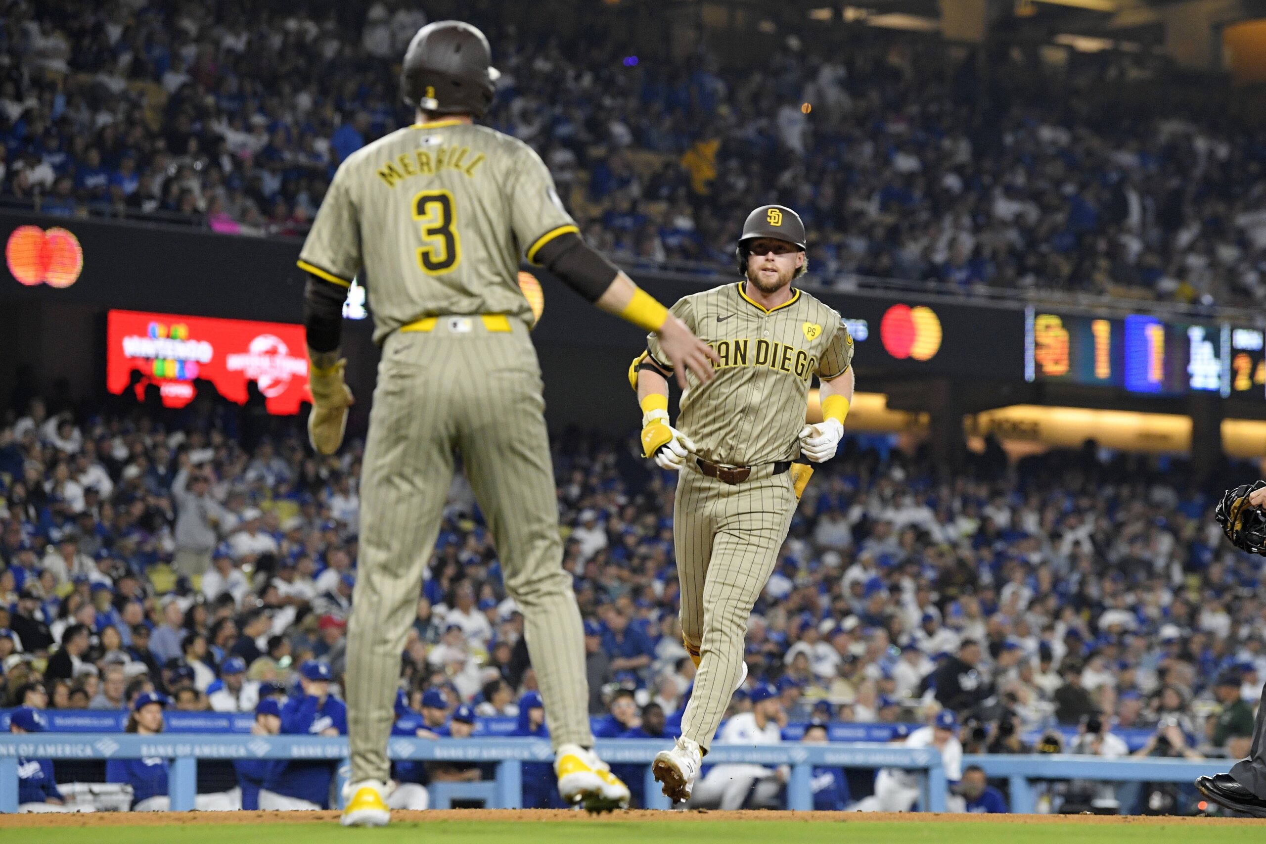 Padres turn triple play to clinch playoff spot with 42 win over