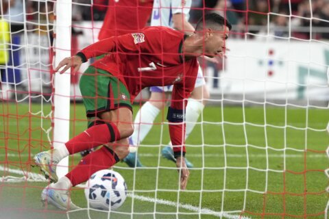 Ronaldo scores late winner as a substitute for Portugal as 10-man Spain overpowers Switzerland