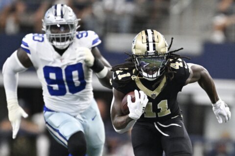 Carr, Kamara help Saints end Cowboys’ 16-game home win streak in regular season with 44-19 win