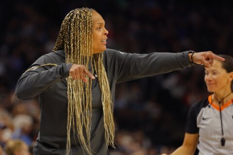 Chicago Sky fire coach Teresa Weatherspoon after 1 season, reports say